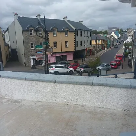 Penzion Ardhill House The Diamond, In The Heart Of Town , F94 C7x9 3*